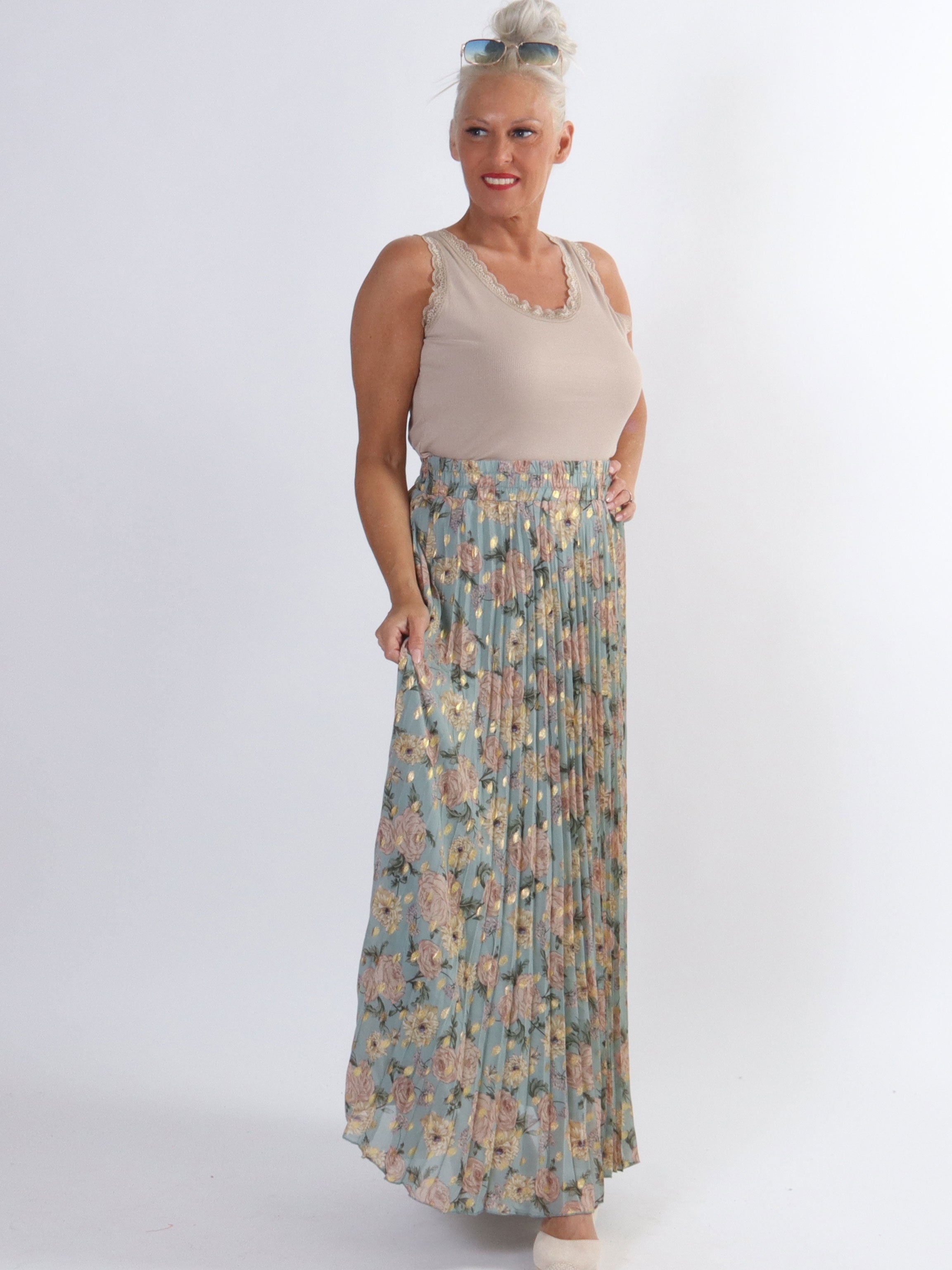 Josefine - Söt plisserad kjol med blommigt mönster